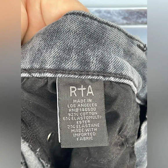 RTA Crop distress jeans size 24 - Picture 9 of 11